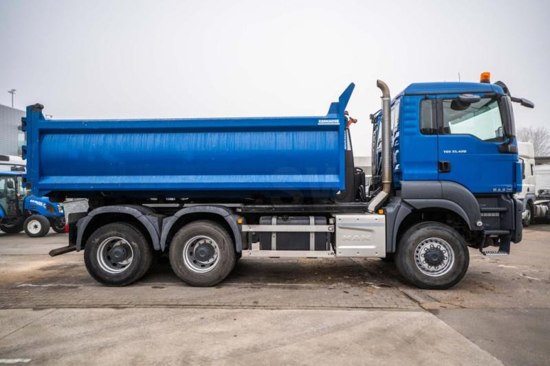 MAN TGS 33.420 BB (containerbak:+3000 € ) - Мултилифт с кука камион: снимка 3 MAN TGS 33.420 BB (containerbak:+3000 € ) - Мултилифт с кука камион: снимка 3