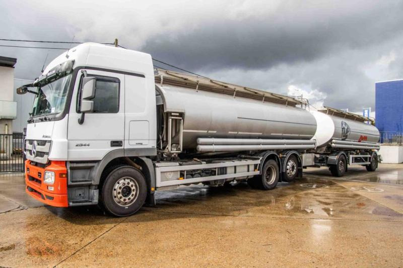 Mercedes ACTROS 2544-MP3+MAGYAR-INOX-18.200L+6COMP - Камион цистерна: снимка 1 Mercedes ACTROS 2544-MP3+MAGYAR-INOX-18.200L+6COMP - Камион цистерна: снимка 1
