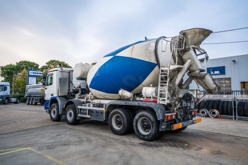 Mercedes ACTROS 4141 BB-MP2 + MIXER 9M3 - Бетоновоз: снимка 5 Mercedes ACTROS 4141 BB-MP2 + MIXER 9M3 - Бетоновоз: снимка 5