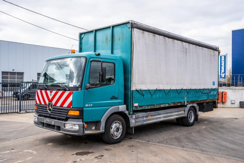 Mercedes ATEGO 917 L - Камион с брезент: снимка 1 Mercedes ATEGO 917 L - Камион с брезент: снимка 1