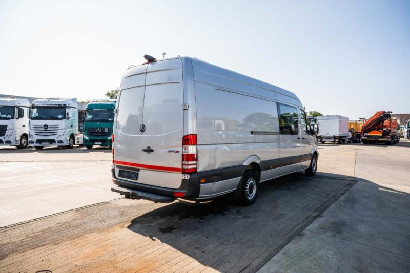 Mercedes Sprinter 319 CDI/3.5+6 p. - Товарен бус: снимка 4 Mercedes Sprinter 319 CDI/3.5+6 p. - Товарен бус: снимка 4