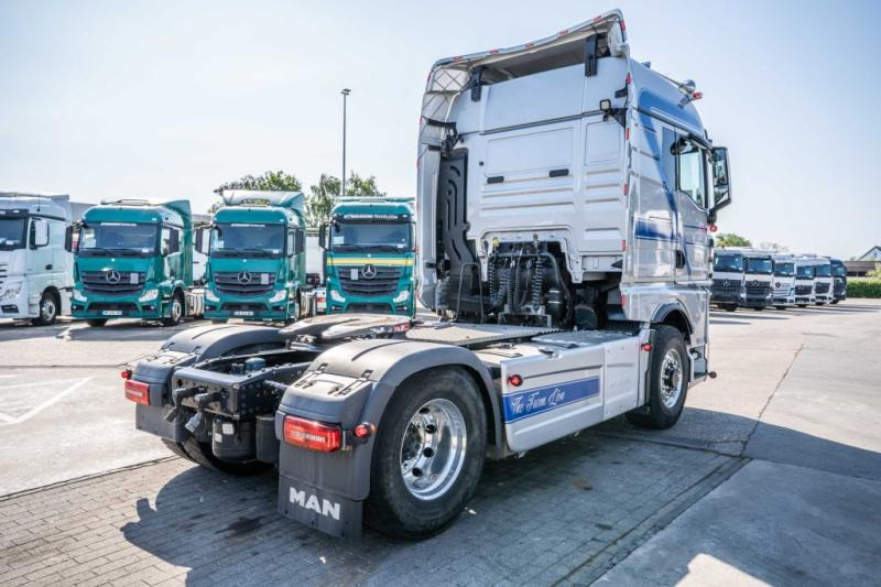 MAN TGX 18.510 XLX BLS -4x4H+HYDR.+INTARDER - Влекач: снимка 5 MAN TGX 18.510 XLX BLS -4x4H+HYDR.+INTARDER - Влекач: снимка 5
