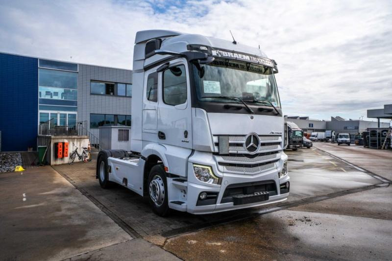 Mercedes ACTROS 1842 LS - Влекач: снимка 2 Mercedes ACTROS 1842 LS - Влекач: снимка 2