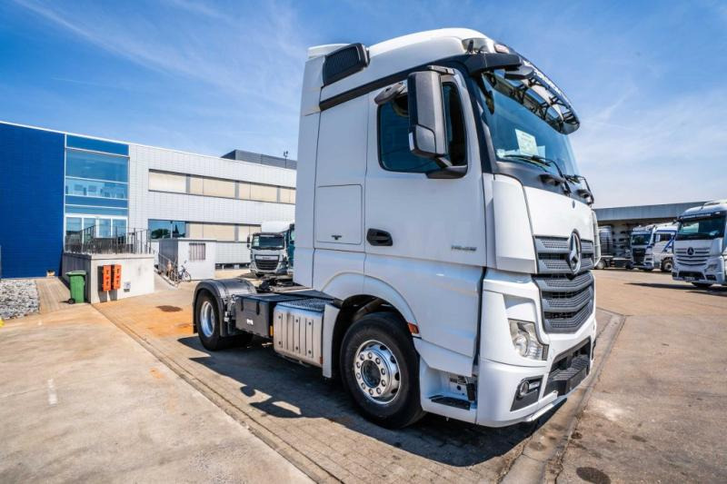 Mercedes ACTROS 1845 LS - Влекач: снимка 2 Mercedes ACTROS 1845 LS - Влекач: снимка 2