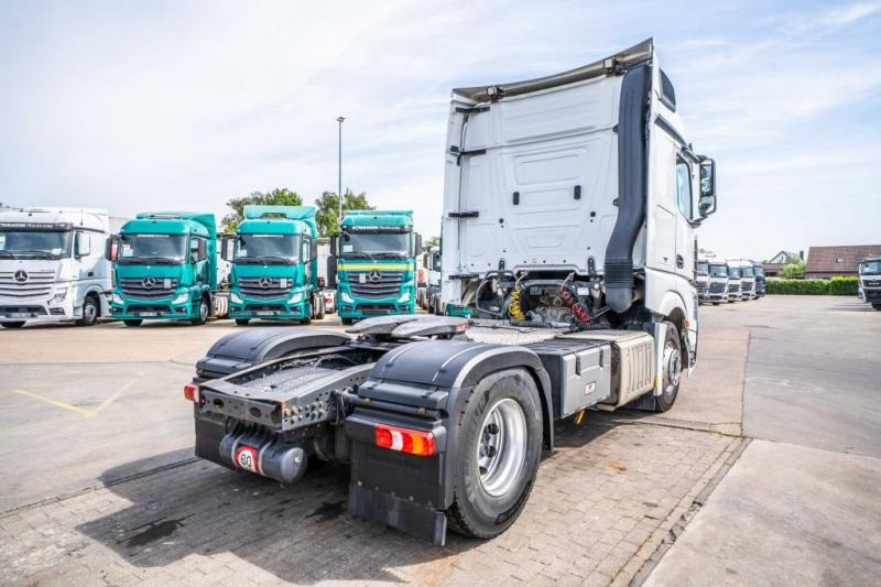 Mercedes ACTROS 1845 LS - Влекач: снимка 4 Mercedes ACTROS 1845 LS - Влекач: снимка 4