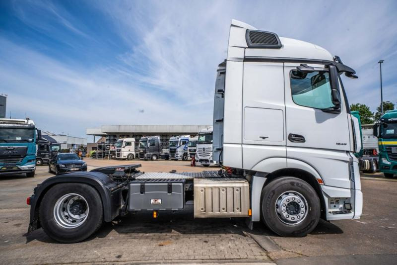 Mercedes ACTROS 1845 LS - Влекач: снимка 3 Mercedes ACTROS 1845 LS - Влекач: снимка 3