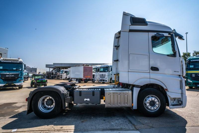Mercedes ACTROS 1845 LS - Влекач: снимка 3 Mercedes ACTROS 1845 LS - Влекач: снимка 3