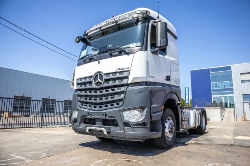 Mercedes AROCS 1845 HAD - 4X4 + HYDR. - Влекач: снимка 1 Mercedes AROCS 1845 HAD - 4X4 + HYDR. - Влекач: снимка 1