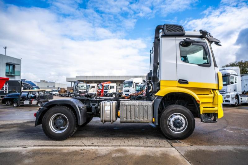 Mercedes AROCS 2045 AS (cardan ) - Влекач: снимка 3 Mercedes AROCS 2045 AS (cardan ) - Влекач: снимка 3