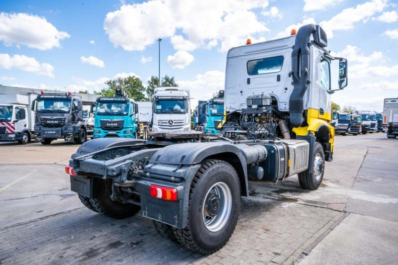 Mercedes AROCS 2045 AS (cardan) - Влекач: снимка 4 Mercedes AROCS 2045 AS (cardan) - Влекач: снимка 4