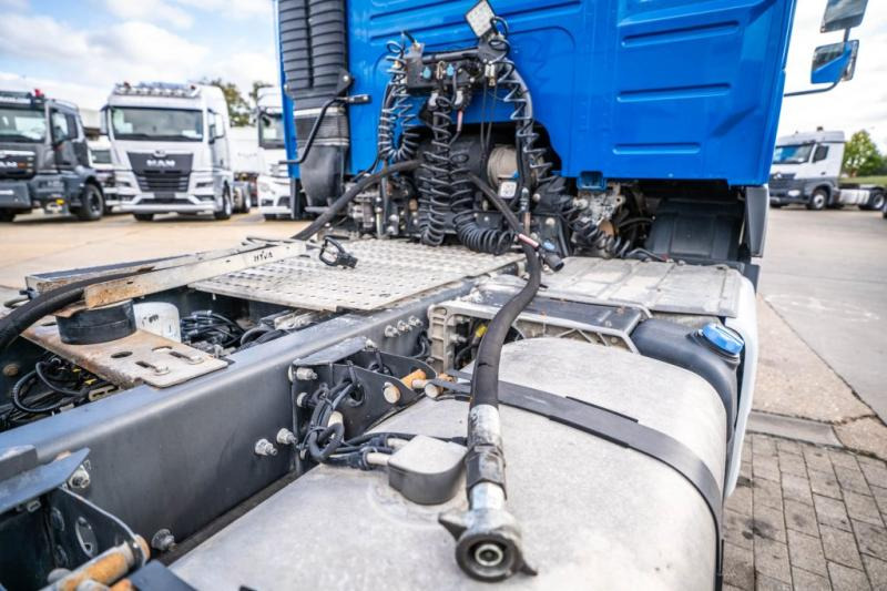 Влекач Volvo FMX 420+KIPHYDR.: снимка 8