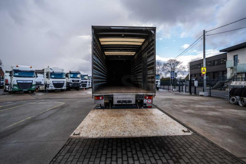 Камион фургон Volvo FL 260 (19t) +DHOLLANDIA 2T.: снимка 10