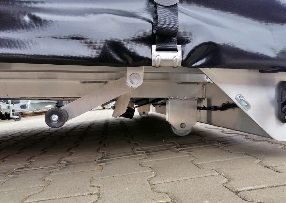 Лизинг на  Besttrailers Silverstone Besttrailers Silverstone: снимка 12