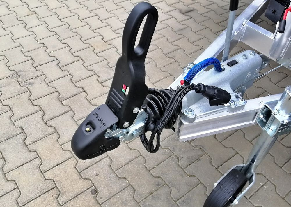 Лизинг на  Besttrailers Silverstone Besttrailers Silverstone: снимка 14