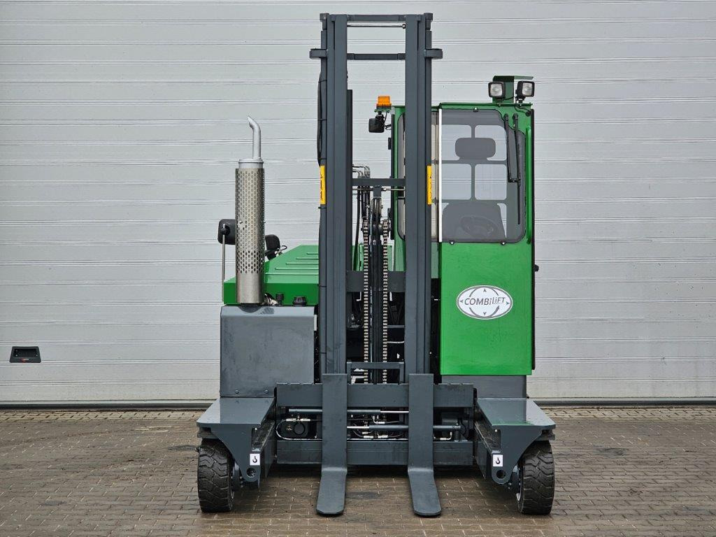 Combilift C3000 - Ричтрак с движение в 4 посоки: снимка 3 Combilift C3000 - Ричтрак с движение в 4 посоки: снимка 3
