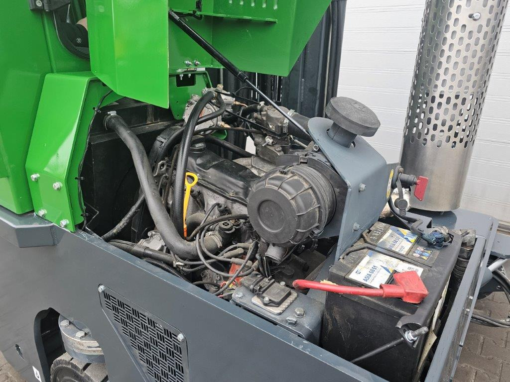 Combilift C3000 - Ричтрак с движение в 4 посоки: снимка 2 Combilift C3000 - Ричтрак с движение в 4 посоки: снимка 2