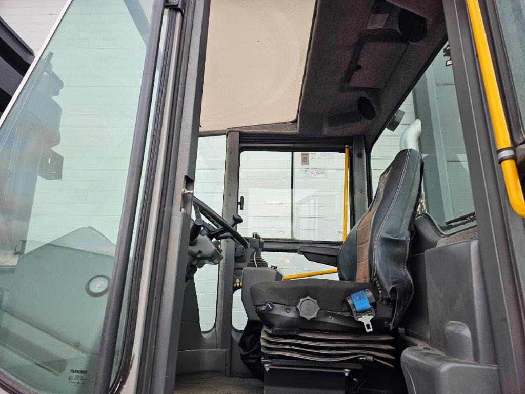 Kalmar DCE150-12 - Дизелов мотокар: снимка 5 Kalmar DCE150-12 - Дизелов мотокар: снимка 5