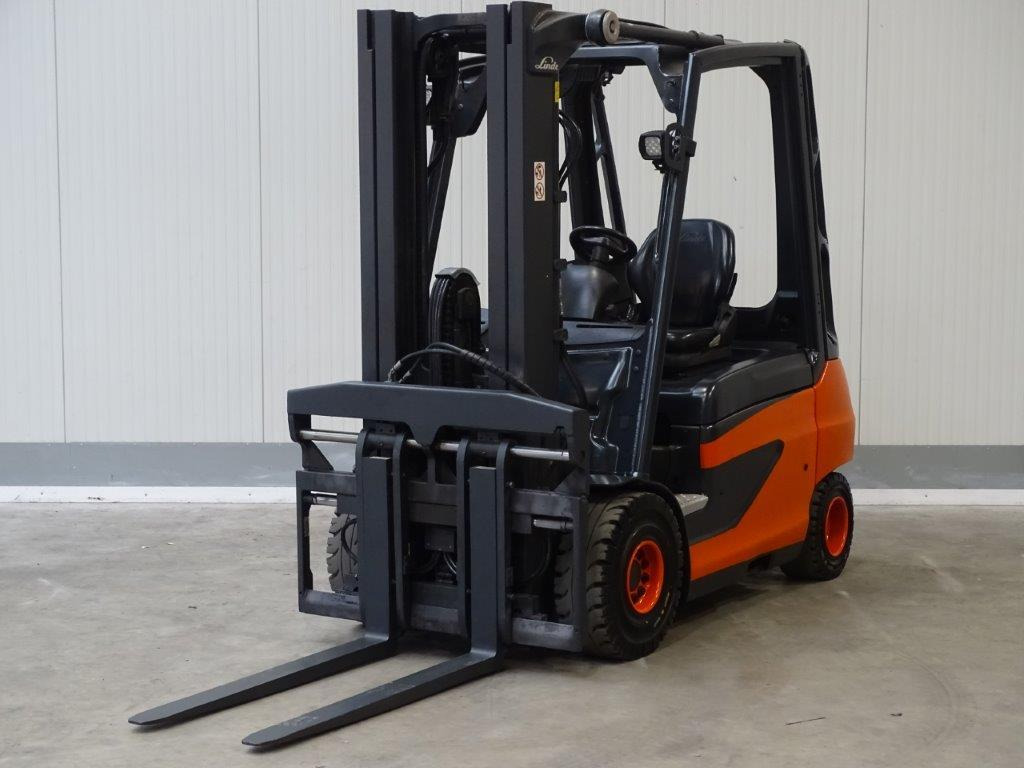Linde E30-01 - TRIPLEX - Електрокар: снимка 1 Linde E30-01 - TRIPLEX - Електрокар: снимка 1