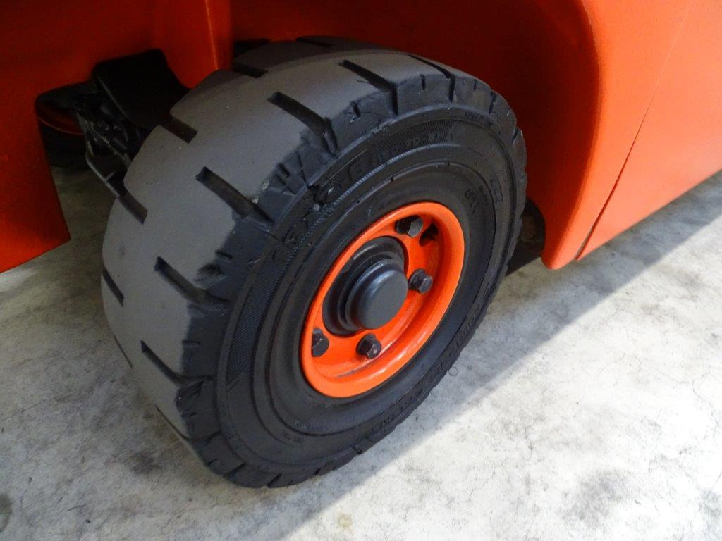 Linde H18D-01 - TRIPLEX - Дизелов мотокар: снимка 2 Linde H18D-01 - TRIPLEX - Дизелов мотокар: снимка 2