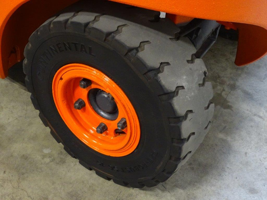 Linde H30D - Дизелов мотокар: снимка 2 Linde H30D - Дизелов мотокар: снимка 2