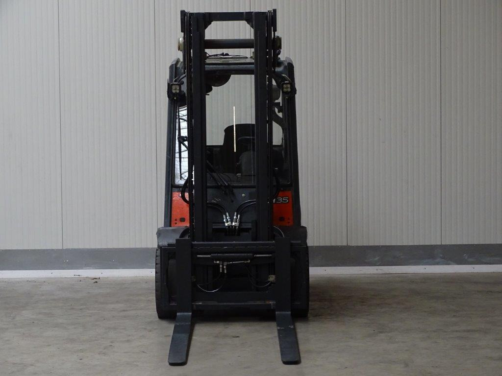 Linde H35D - Дизелов мотокар: снимка 5 Linde H35D - Дизелов мотокар: снимка 5