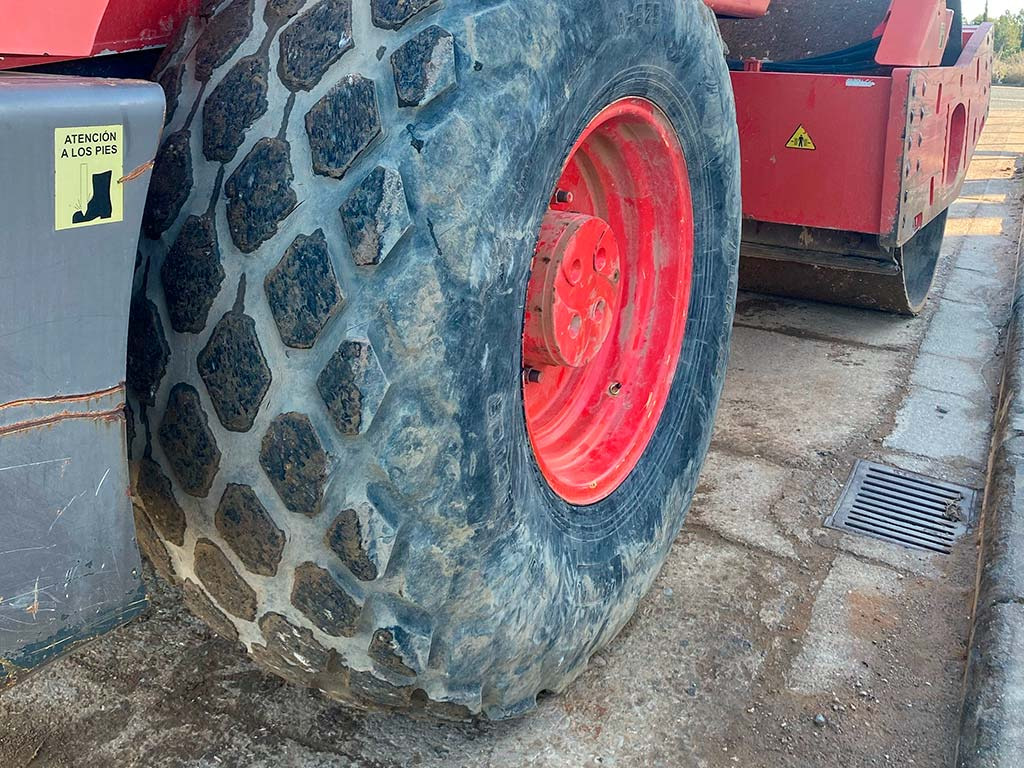 Компактор BOMAG BW219D4: снимка 12
