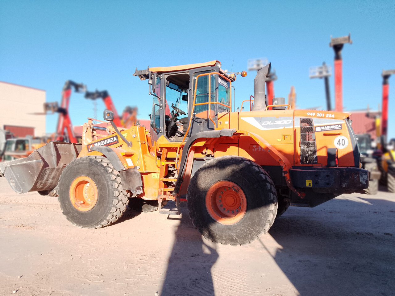 DOOSAN DL300-5 - Колесен товарач: снимка 2 DOOSAN DL300-5 - Колесен товарач: снимка 2