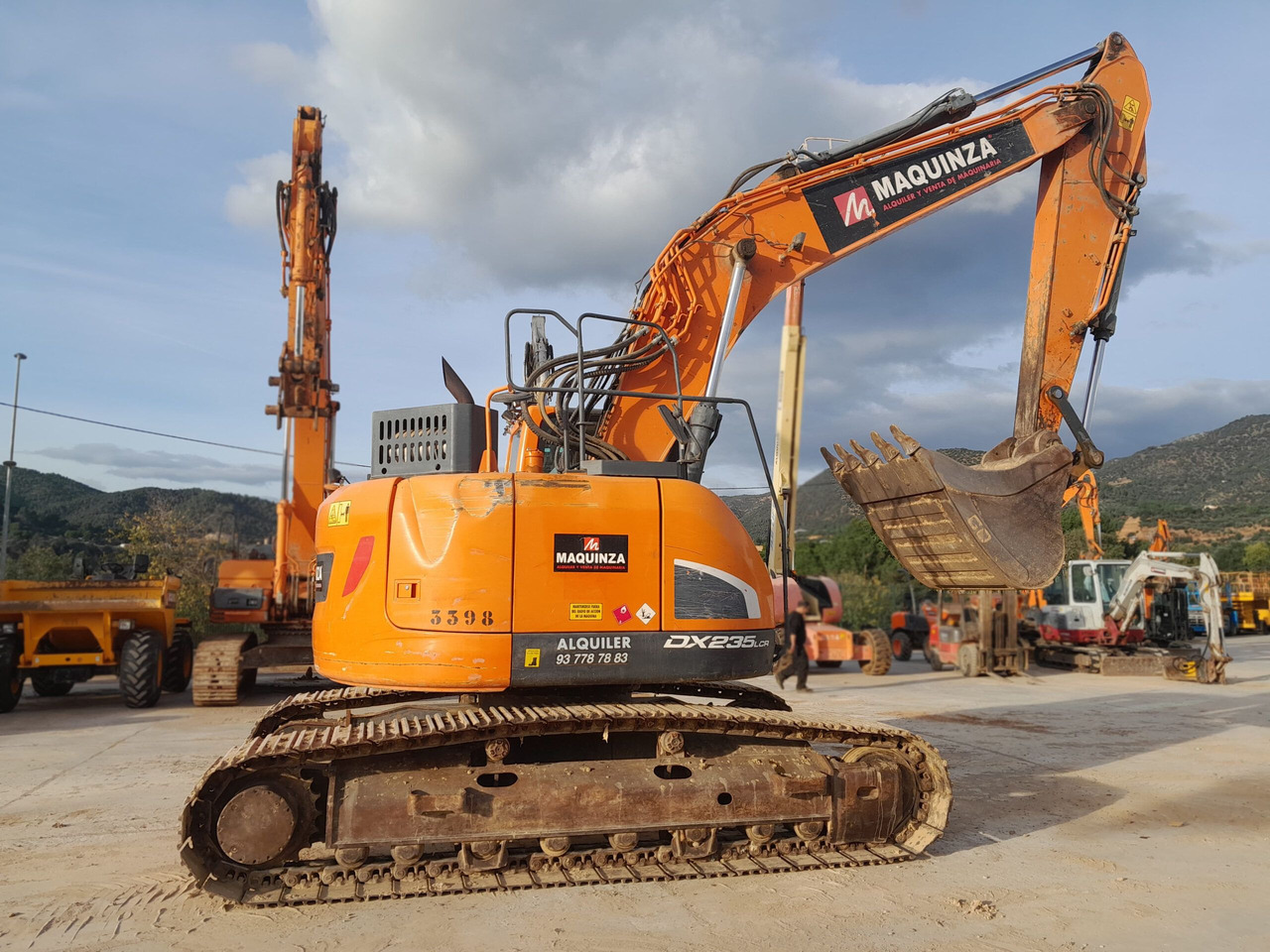 DOOSAN DX235LCR - Верижен багер: снимка 5 DOOSAN DX235LCR - Верижен багер: снимка 5