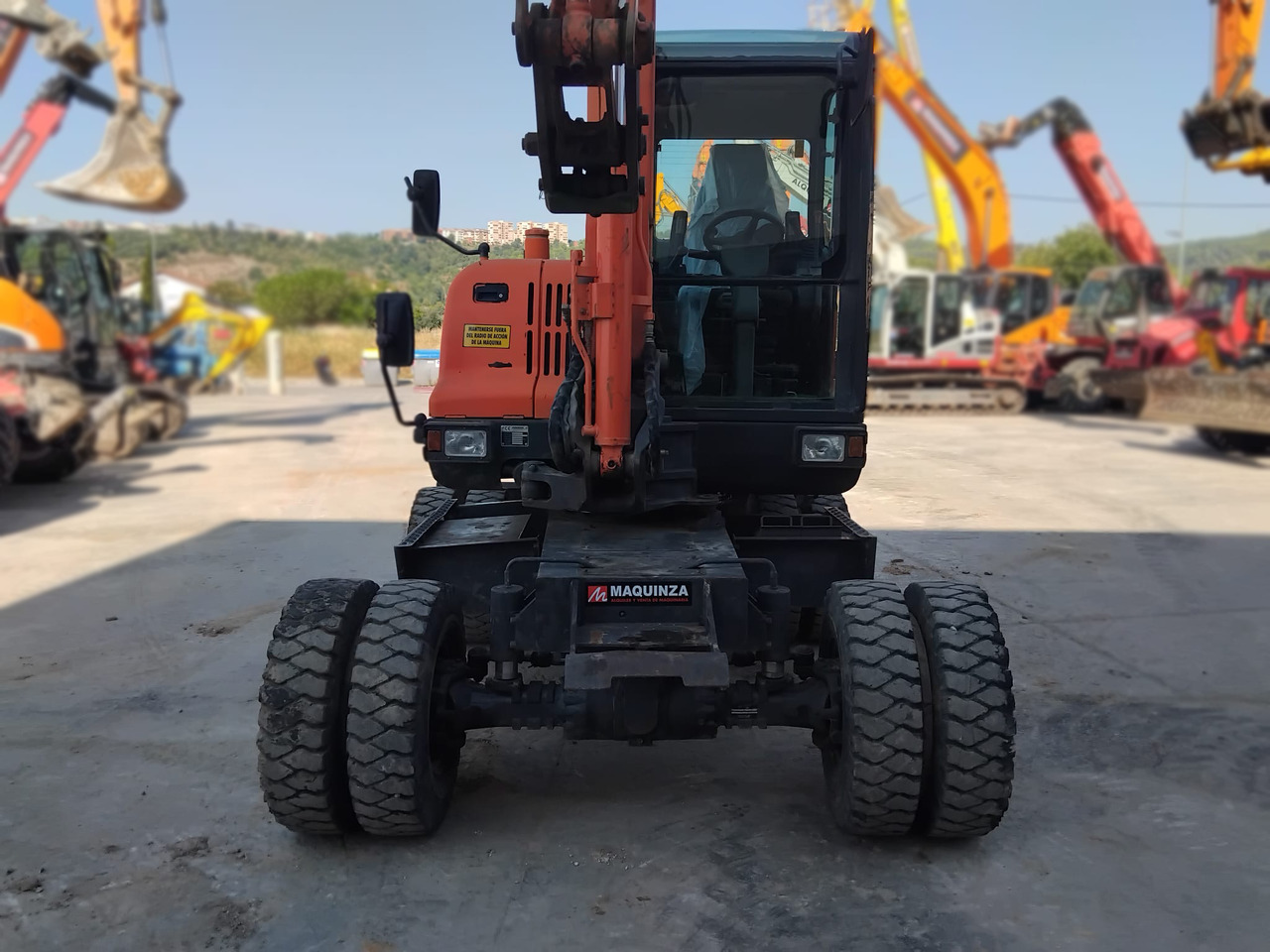 DOOSAN DX55W - Мини багер: снимка 5 DOOSAN DX55W - Мини багер: снимка 5