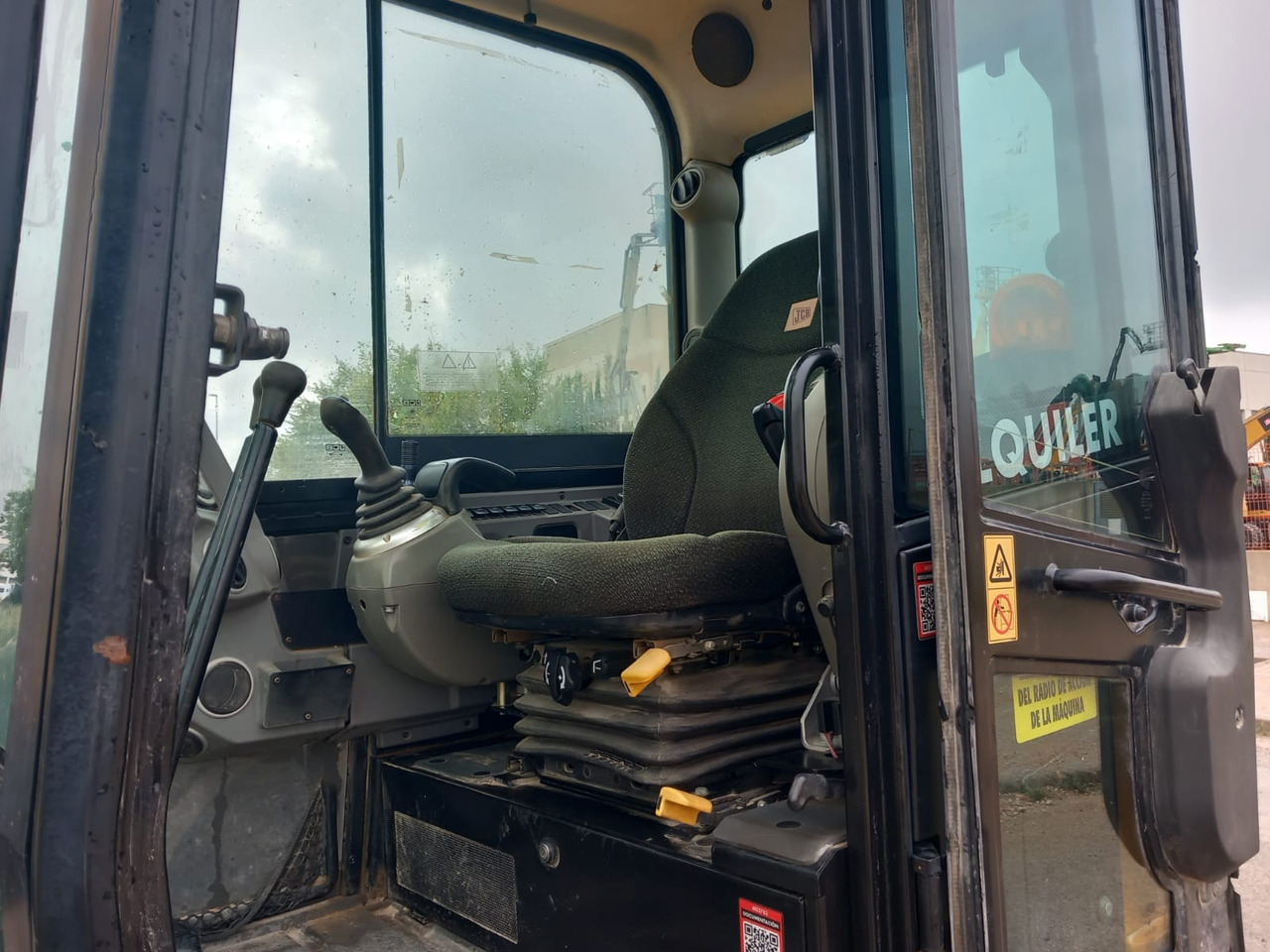 JCB 85Z - Мини багер: снимка 4 JCB 85Z - Мини багер: снимка 4