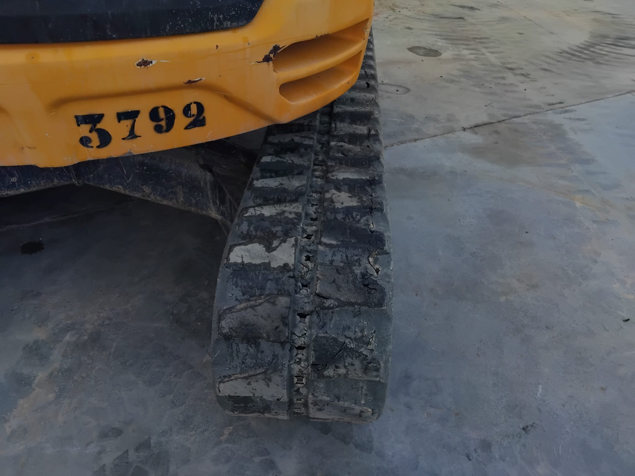 Мини багер JCB 85Z: снимка 14