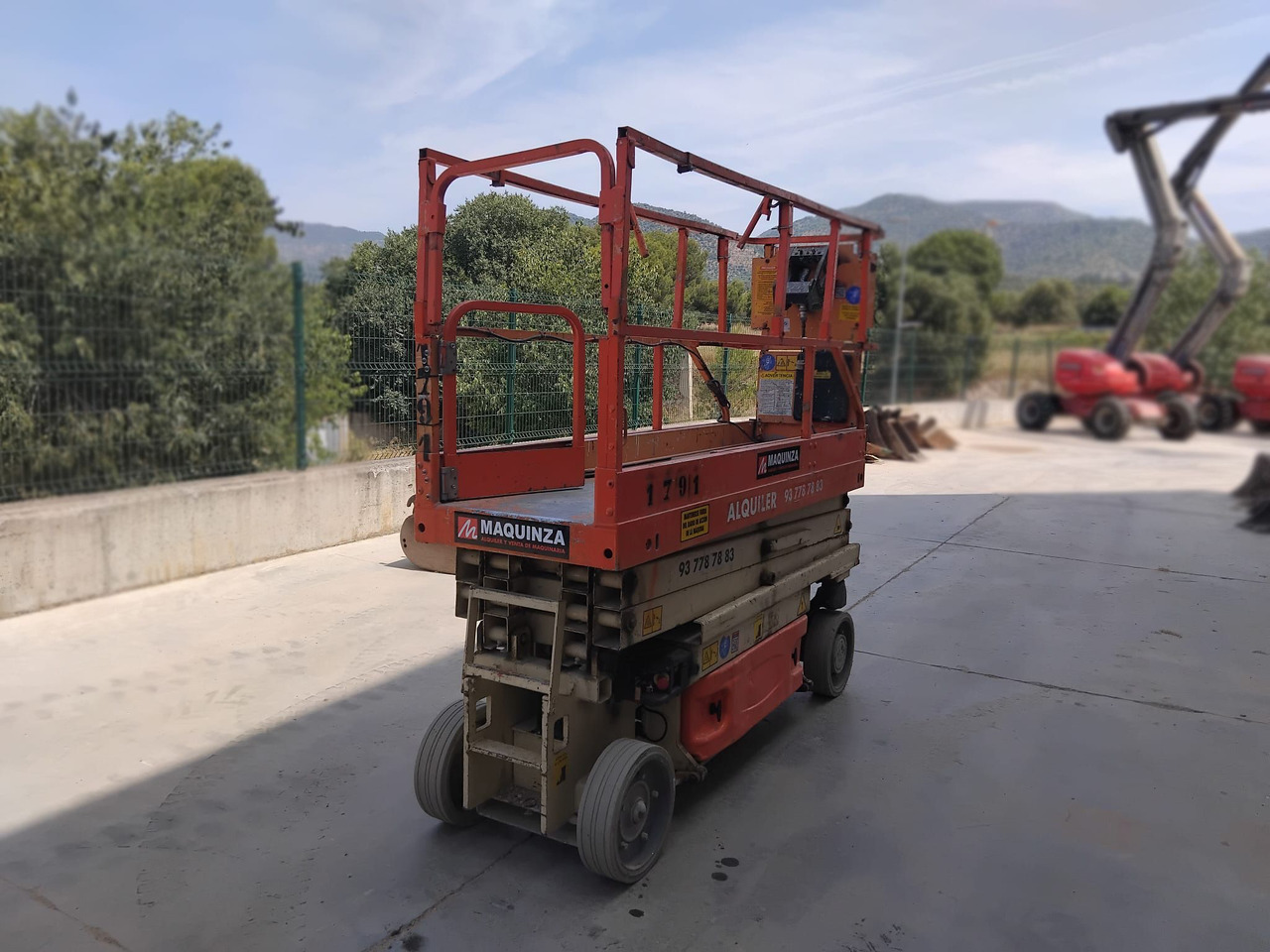 JLG 2030ES - Ножична работна платформа: снимка 5 JLG 2030ES - Ножична работна платформа: снимка 5