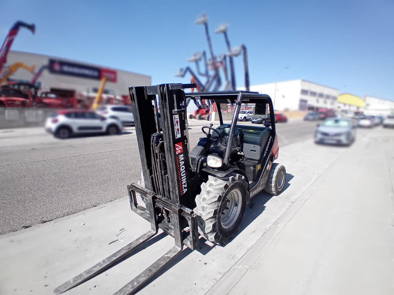 MANITOU MC18.4 D - Дизелов мотокар: снимка 2 MANITOU MC18.4 D - Дизелов мотокар: снимка 2