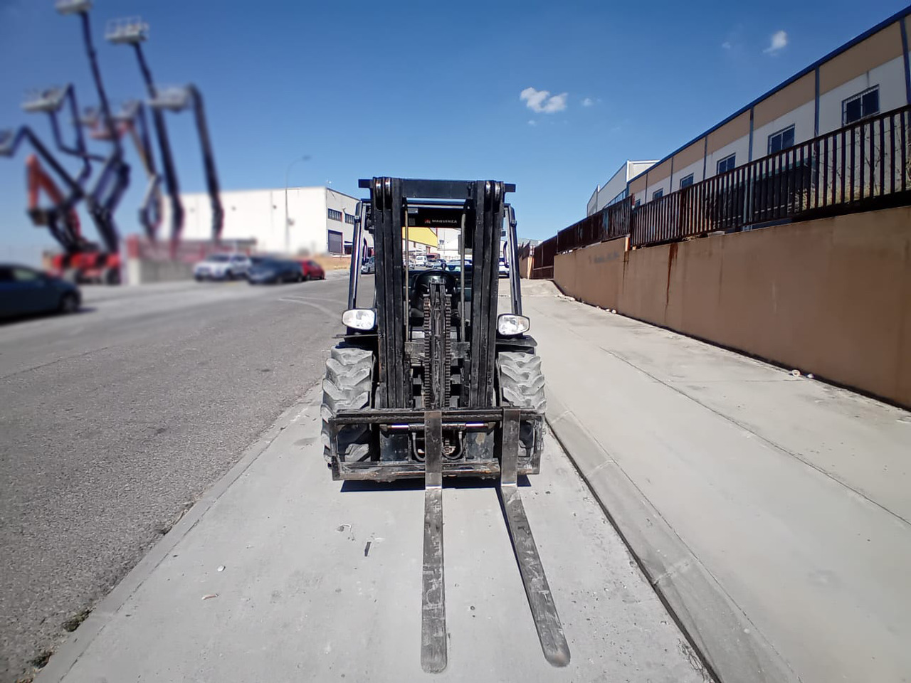 MANITOU MC18.4 D - Дизелов мотокар: снимка 4 MANITOU MC18.4 D - Дизелов мотокар: снимка 4