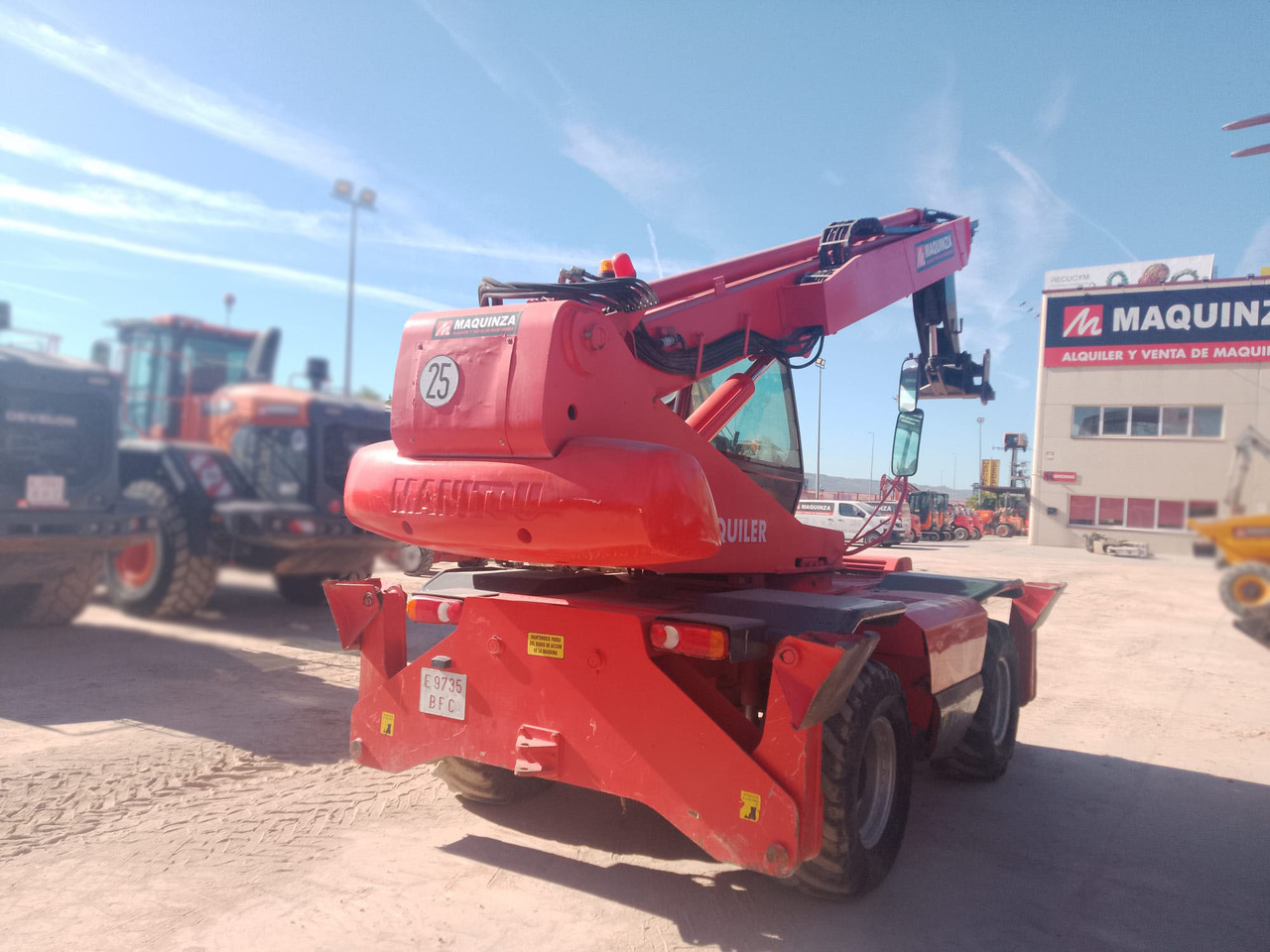 MANITOU MRT1635 - Телескопичен товарач: снимка 2 MANITOU MRT1635 - Телескопичен товарач: снимка 2