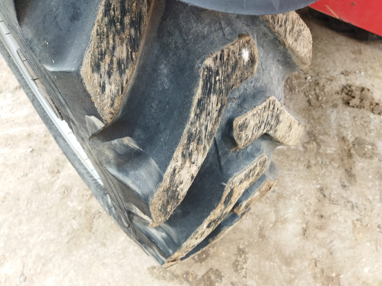 Телескопичен товарач MANITOU MT1335 EASY: снимка 9