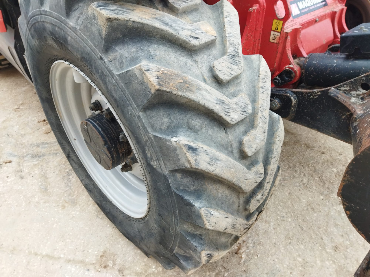 Телескопичен товарач MANITOU MT1335 EASY: снимка 12