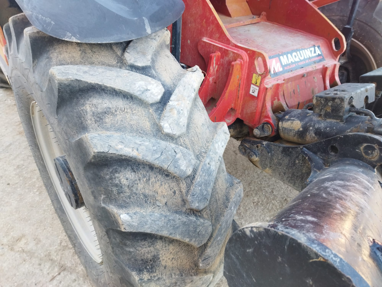 Телескопичен товарач MANITOU MT1335 EASY: снимка 15