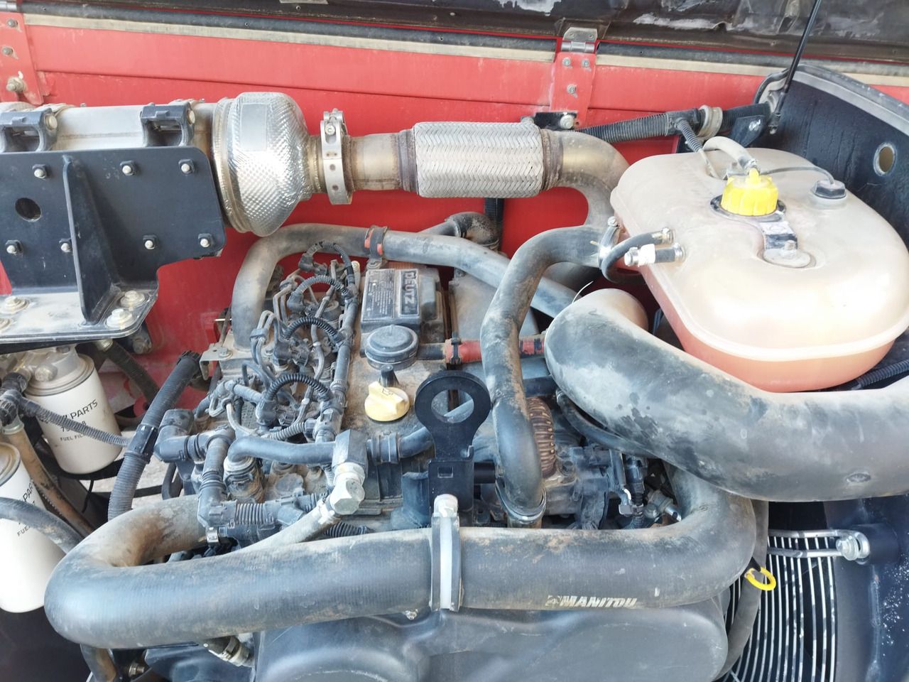 Телескопичен товарач MANITOU MT1335 EASY: снимка 9