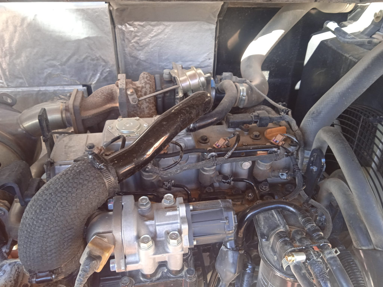 Мини багер TAKEUCHI TB290: снимка 18