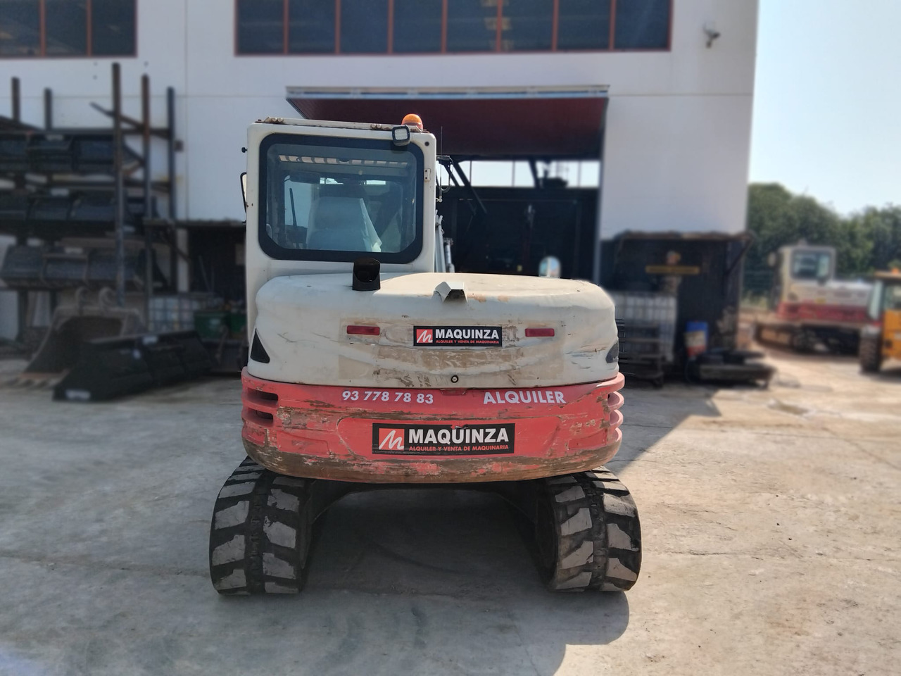 Мини багер TAKEUCHI TB290: снимка 6