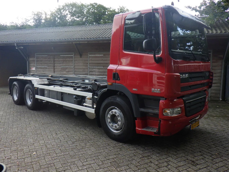 DAF CF 85 410 Euro 5 / Manual / Blad-Lucht / Boogie - Liftas / HTS Kabel / 9 T vooras / Airco - Камион с кабелна система: снимка 2 DAF CF 85 410 Euro 5 / Manual / Blad-Lucht / Boogie - Liftas / HTS Kabel / 9 T vooras / Airco - Камион с кабелна система: снимка 2