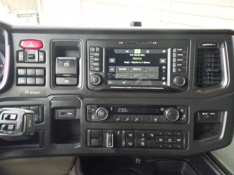 Влекач Scania S410 Standard /Retarder / Euro 6: снимка 15