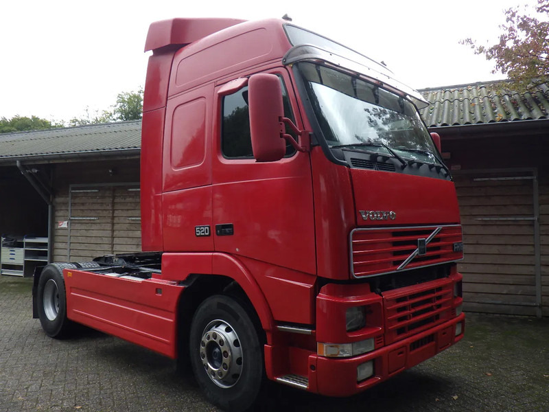 Volvo FH 16.520 Handgeschakeld / Manual - Влекач: снимка 2 Volvo FH 16.520 Handgeschakeld / Manual - Влекач: снимка 2