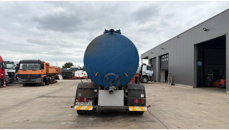 DAF 75 ATI 270 (10500 L / MANUAL PUMP / MANUAL GEARBOX / STEEL SUSP. / LAMES / POMPE MANUELLE) - Каналопочистваща машина: снимка 5 DAF 75 ATI 270 (10500 L / MANUAL PUMP / MANUAL GEARBOX / STEEL SUSP. / LAMES / POMPE MANUELLE) - Каналопочистваща машина: снимка 5