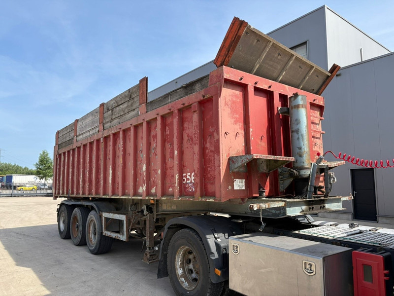 Fruehauf ONCRK22-110A (REMORQUE FRANCAIS / FRENCH TRAILER / DRUM BRAKES / FREINS TAMBOURS) - Самосвал полуремарке: снимка 2 Fruehauf ONCRK22-110A (REMORQUE FRANCAIS / FRENCH TRAILER / DRUM BRAKES / FREINS TAMBOURS) - Самосвал полуремарке: снимка 2