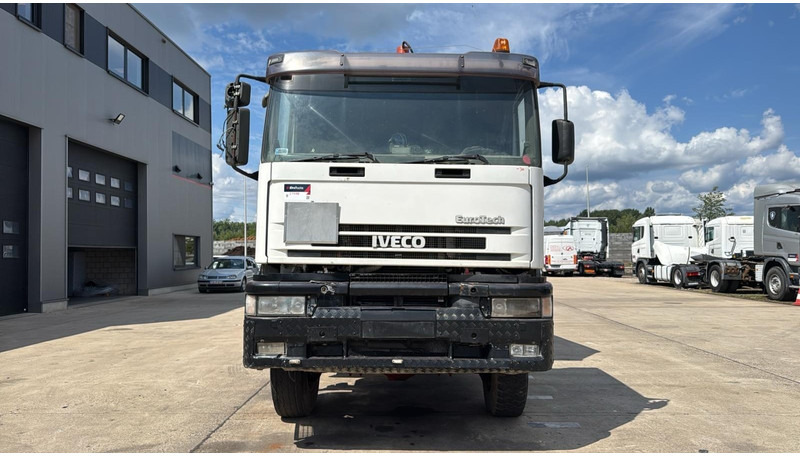 Iveco Eurotech 340 E 42 (POMPE MANUELLE / 6X6 / MANUAL PUMP / GRAND PONT / LAMES) - Самосвал камион: снимка 2 Iveco Eurotech 340 E 42 (POMPE MANUELLE / 6X6 / MANUAL PUMP / GRAND PONT / LAMES) - Самосвал камион: снимка 2