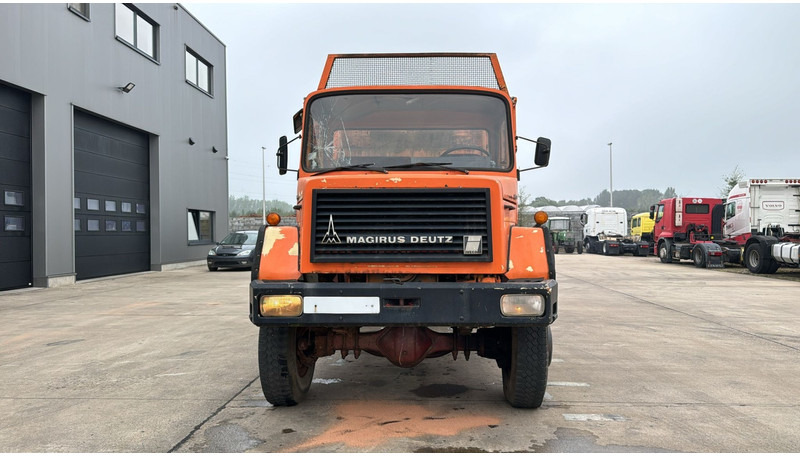 Iveco Magirus 160 - 15 (GRAND PONT / LAMES / 4X4) - Самосвал камион: снимка 2 Iveco Magirus 160 - 15 (GRAND PONT / LAMES / 4X4) - Самосвал камион: снимка 2