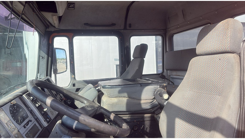 Лизинг на MAN 18.224 (MANUAL PUMP / MANUAL GEARBOX) MAN 18.224 (MANUAL PUMP / MANUAL GEARBOX): снимка 12