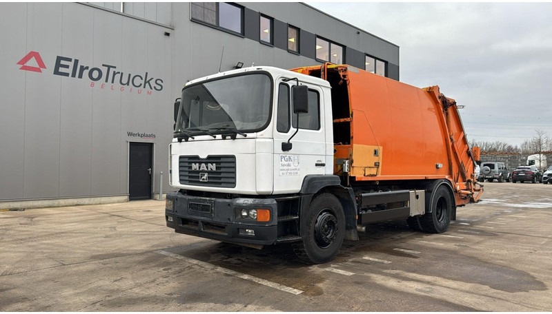 MAN 18.285 (GARBAGE TRUCK / TOP CONDITION / 6 CYLINDER / MANUAL GEARBOX) - Боклукчийска кола: снимка 1 MAN 18.285 (GARBAGE TRUCK / TOP CONDITION / 6 CYLINDER / MANUAL GEARBOX) - Боклукчийска кола: снимка 1